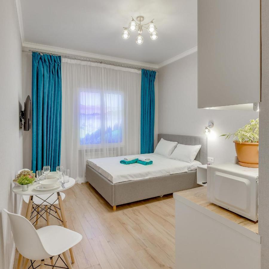 "Asaapart" Vernyi Lejlighedshotel Almaty Eksteriør billede